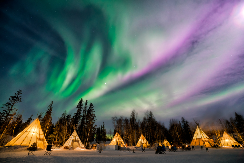 Yellowknife: Northern Lights over the Aurora Village